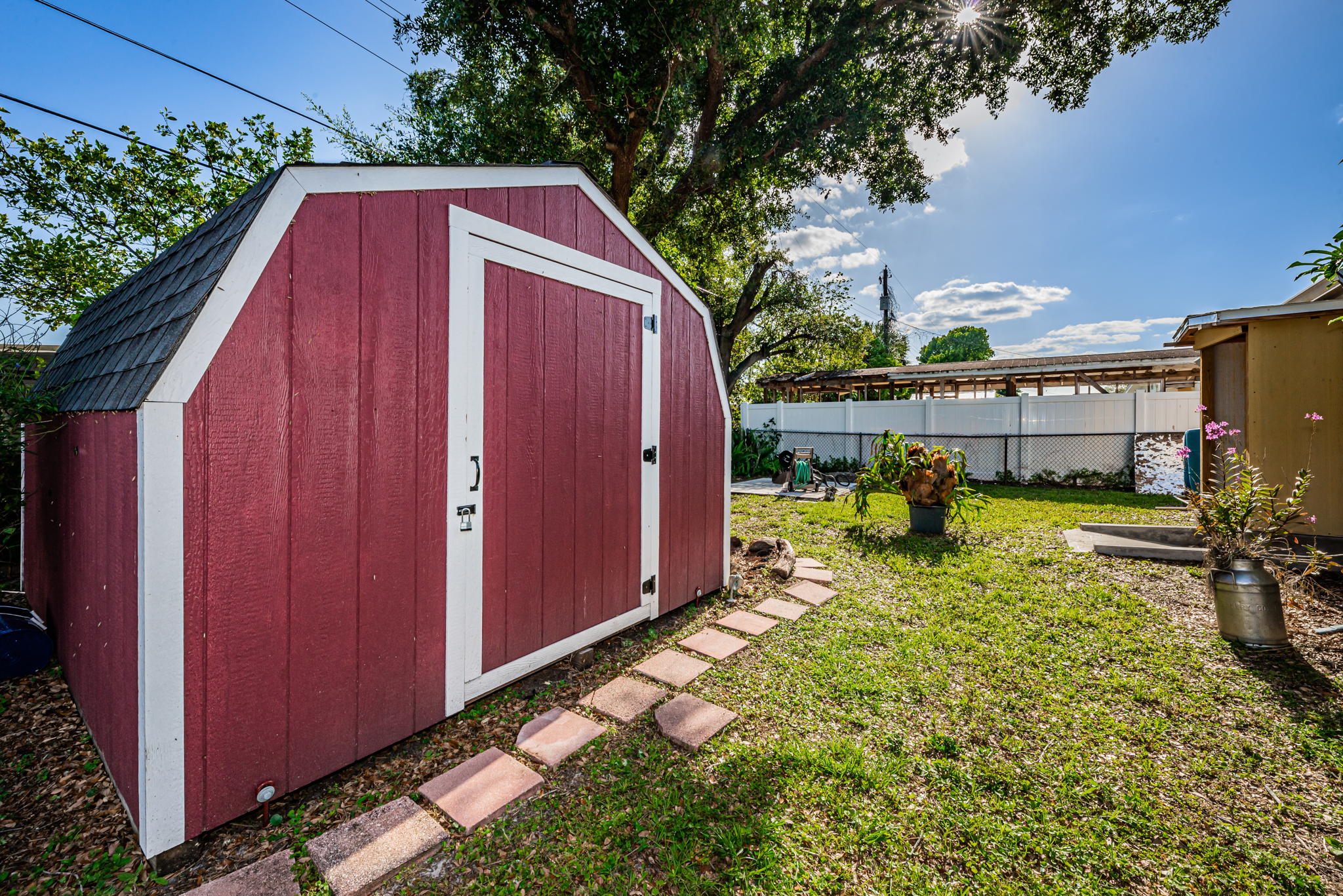 Backyard3-2