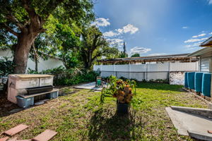 Backyard4-2