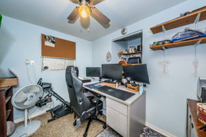 Bedroom4-Office