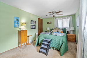  Photo 48
