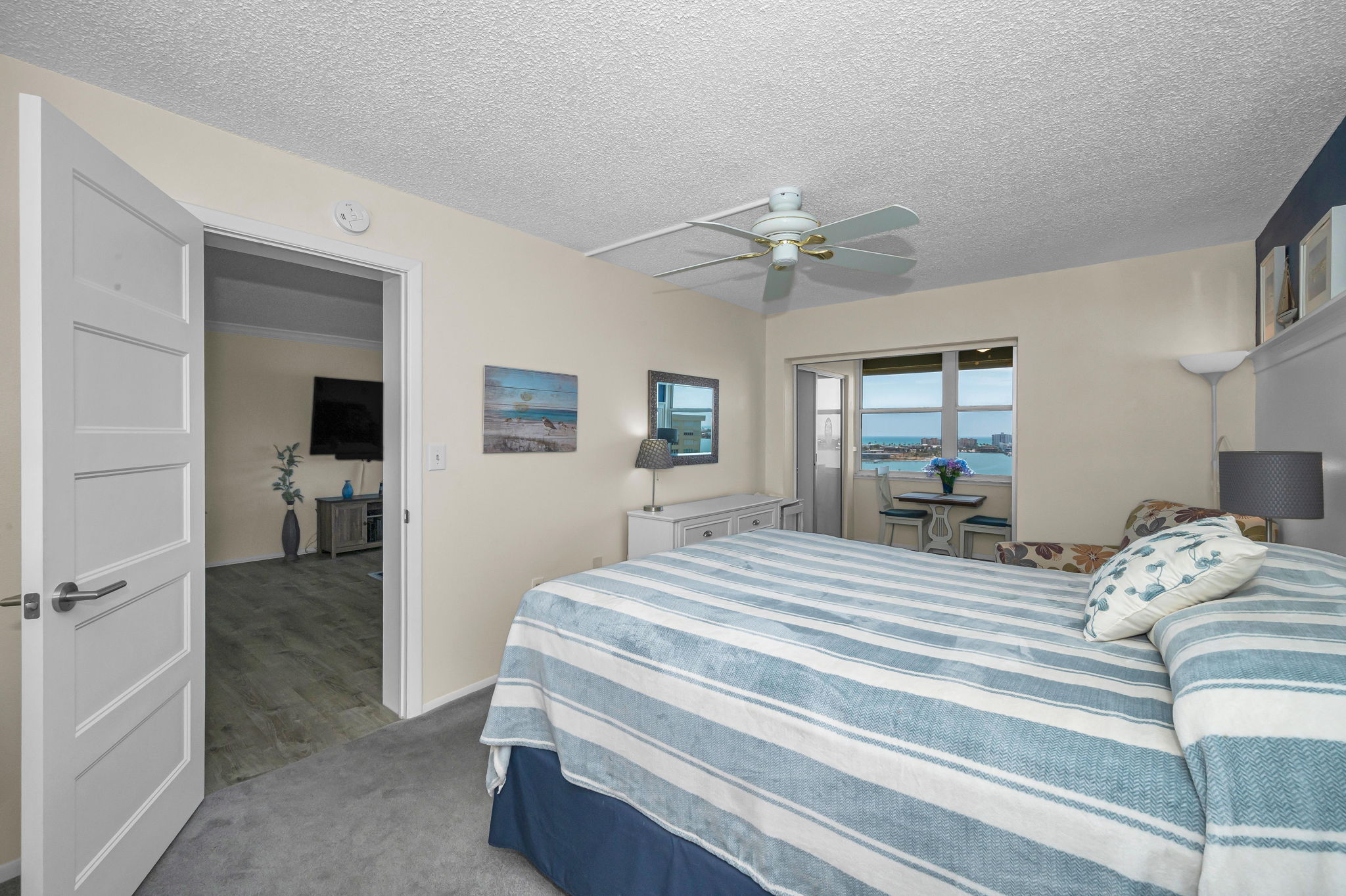 Bedroom1c