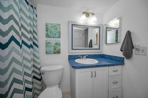 Bathroom1b
