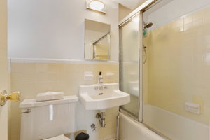 4525 Henry Hudson Pkwy, Bronx, NY 10471, USA Photo 22