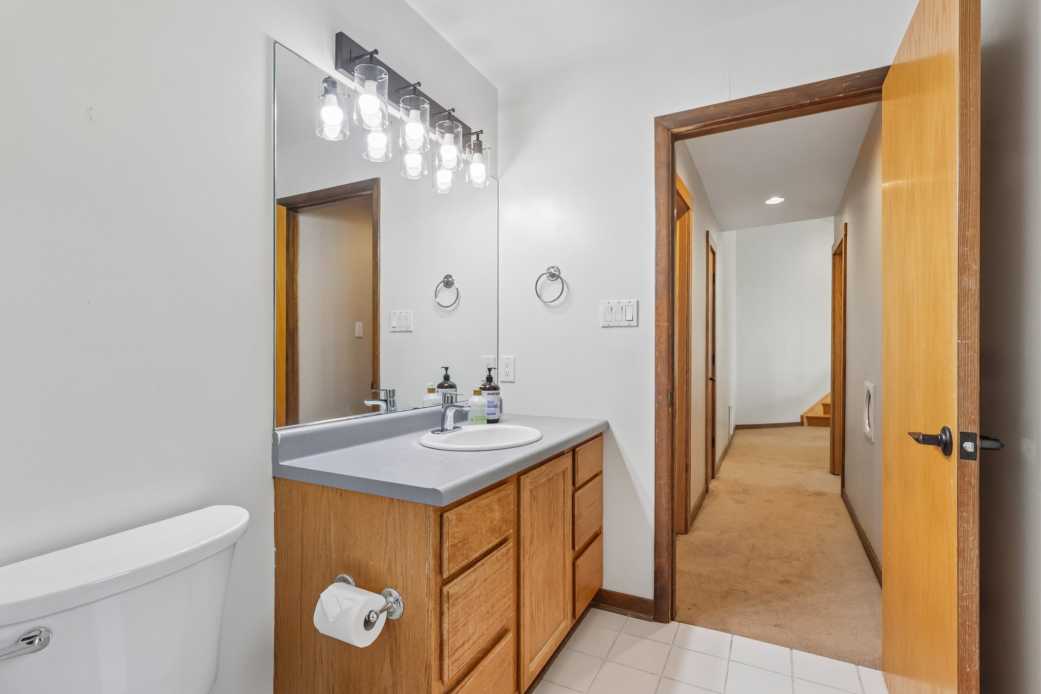 Middle Rd-S2107-050.jpg