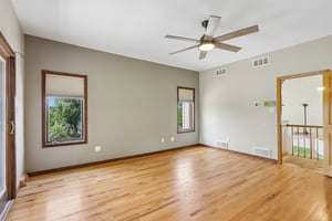 Middle Rd-S2107-057.jpg