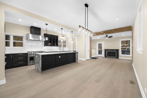4525 N Artesian Ave, Chicago, IL 60625_011