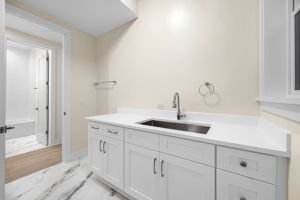 4525 N Artesian Ave, Chicago, IL 60625_044
