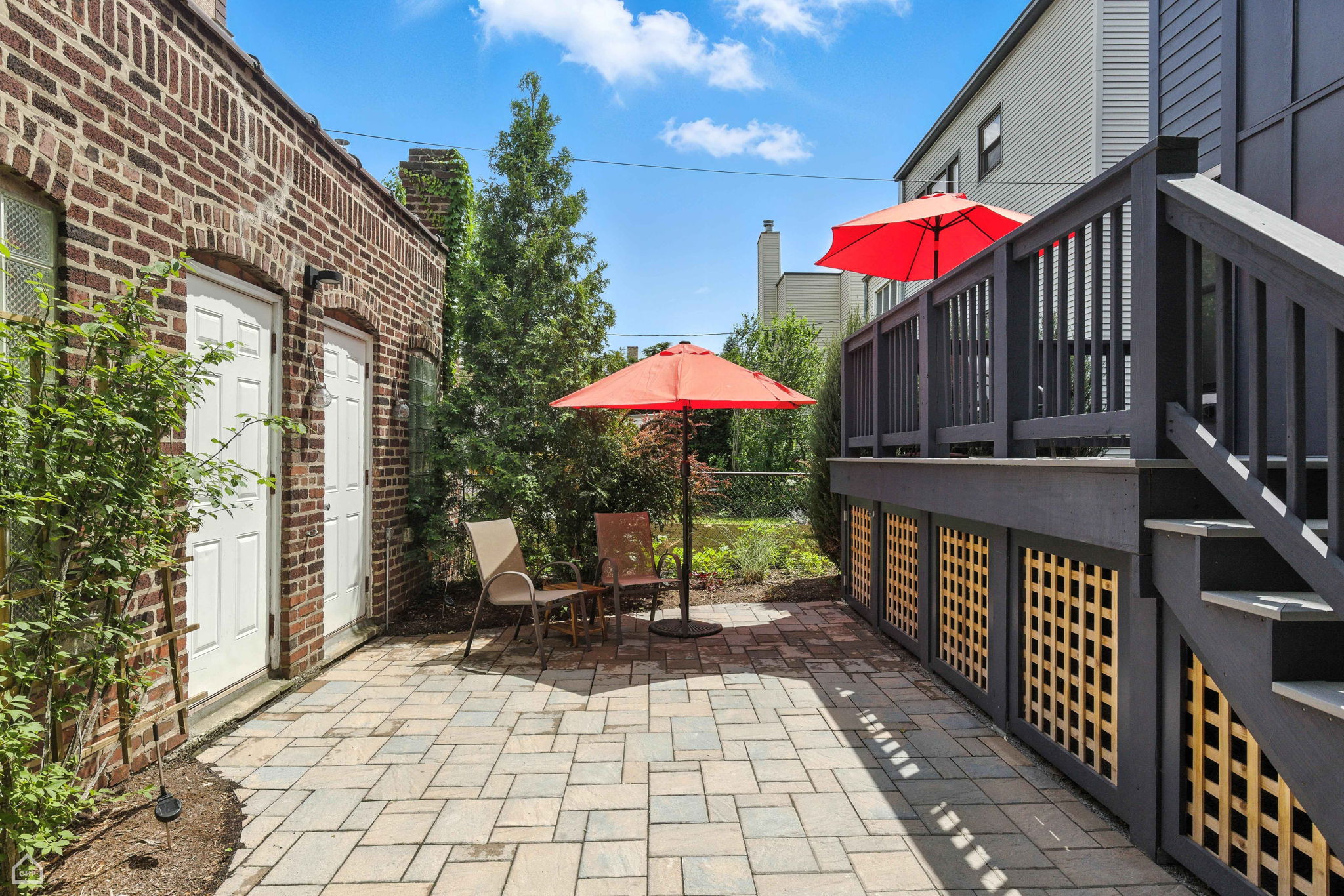 4525 N Artesian Ave_005