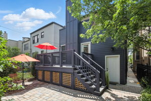 4525 N Artesian Ave_006