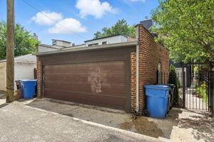 4525 N Artesian Ave_007