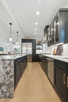 4525 N Artesian Ave_025