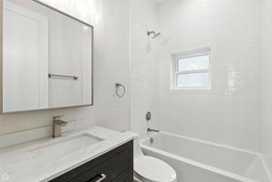 4525 N Artesian Ave_033