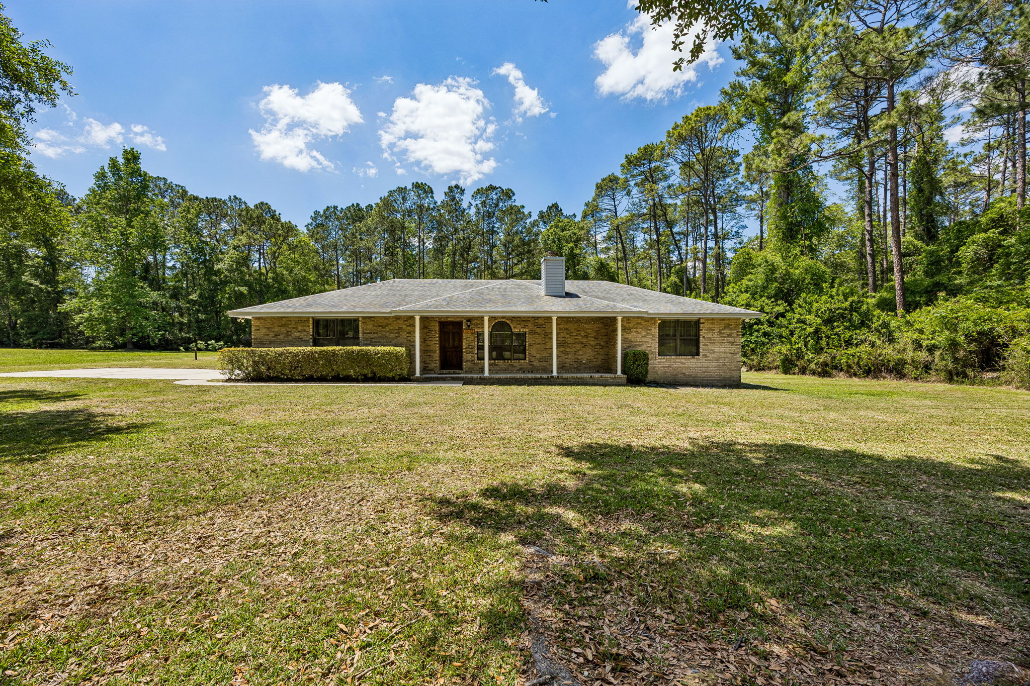 Welcome to 45255 E Holly Trail