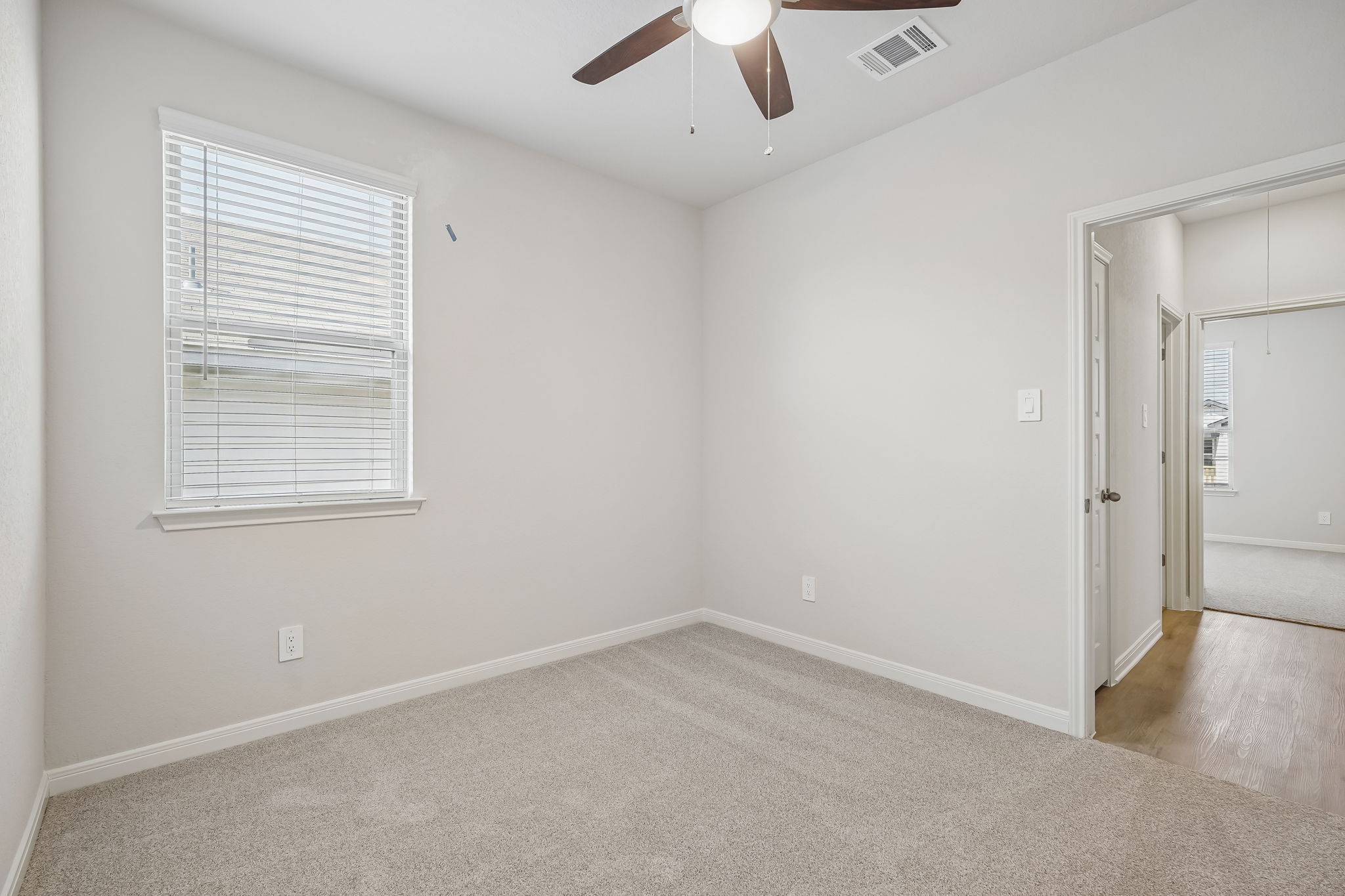 San - Remington Ranch - 4526 Badger Crst Antonio TX 78245 - 017