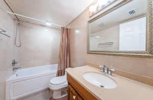 Upper Level Bathroom2