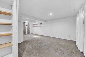  Photo 34