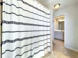  4530 Meadowland Way, Flowery Branch, GA 30542, US Photo 37