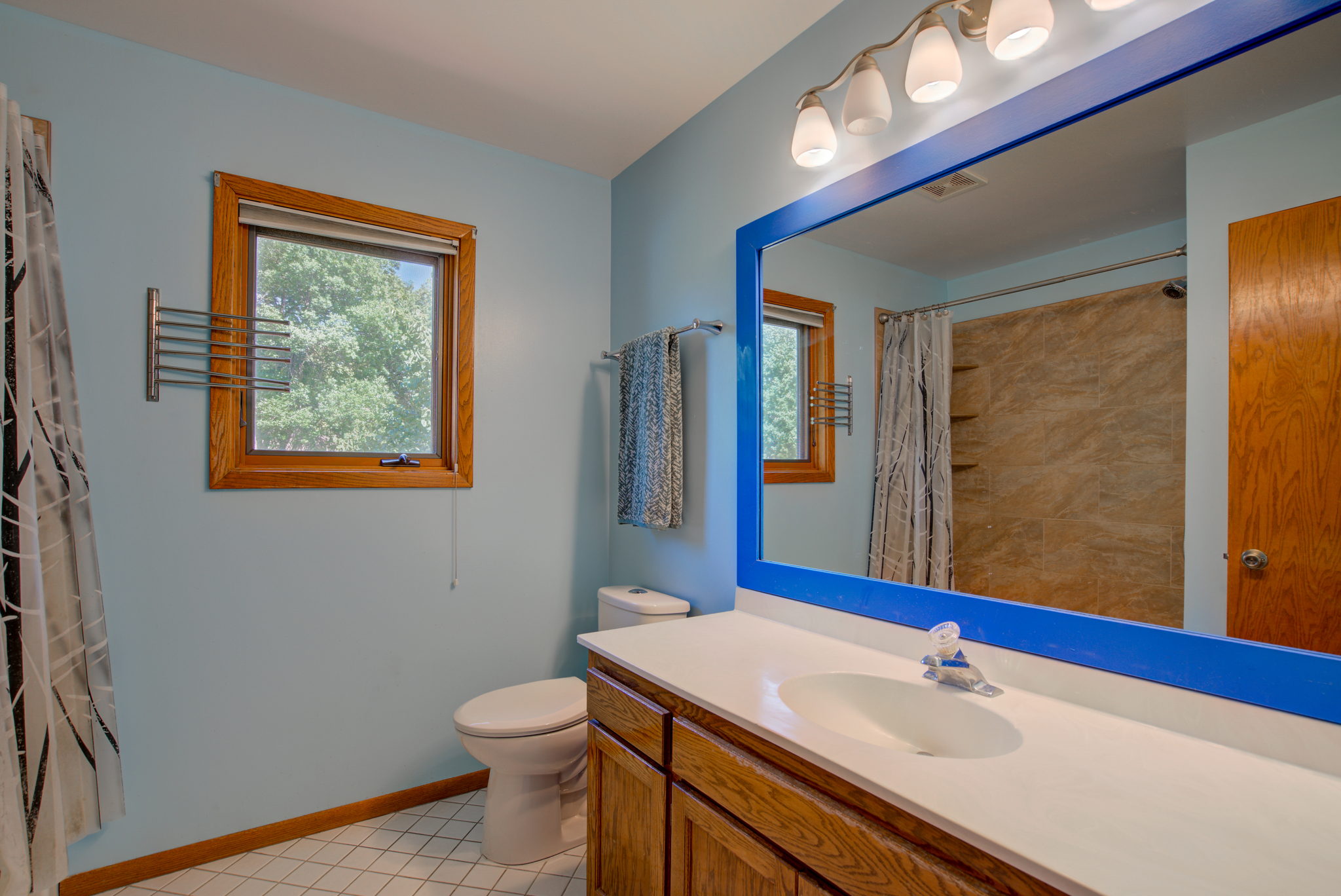28 Bathroom 2