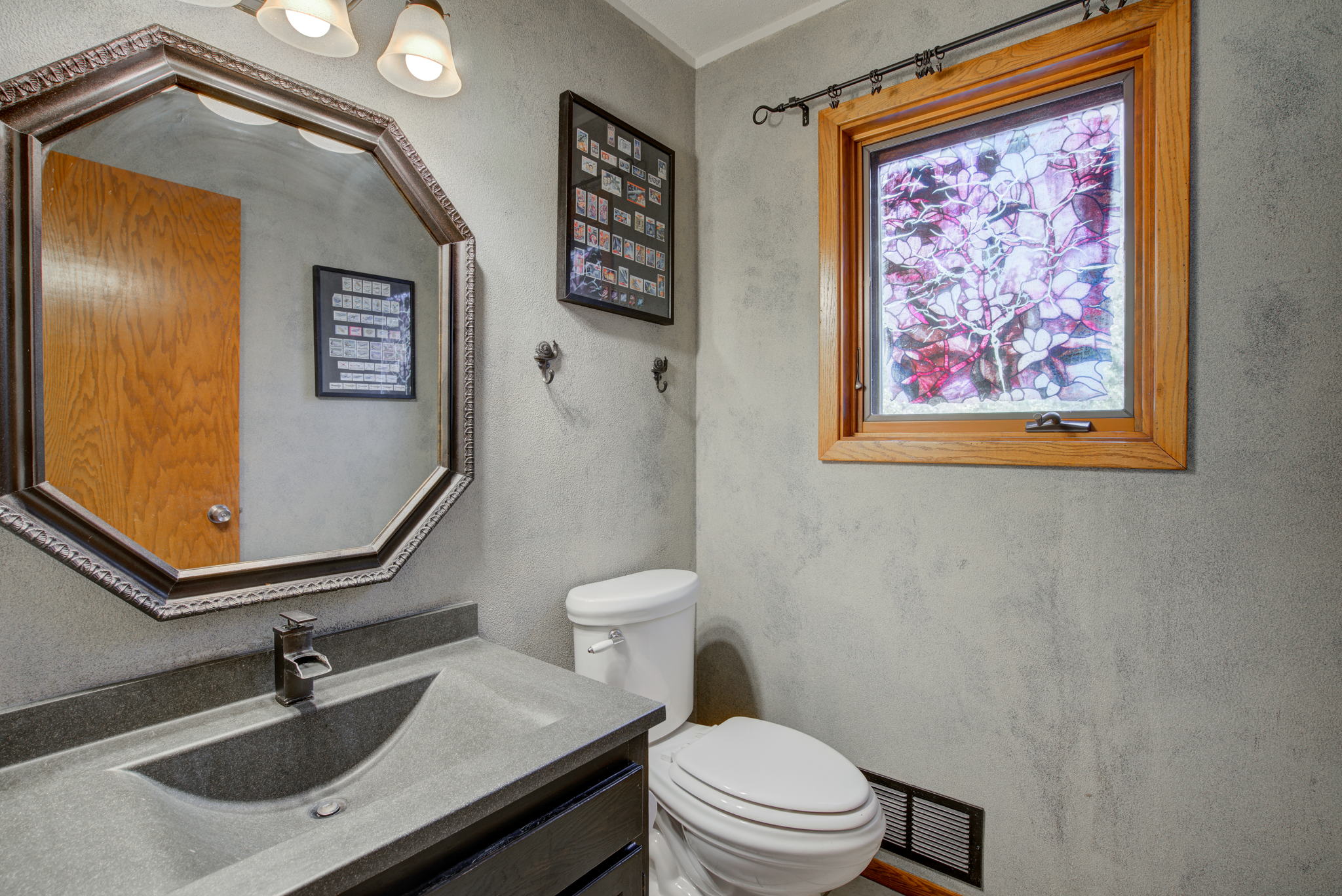 18 Half Bathroom