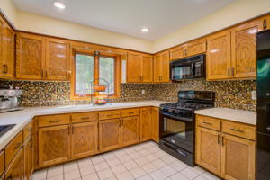 17 Kitchen 3