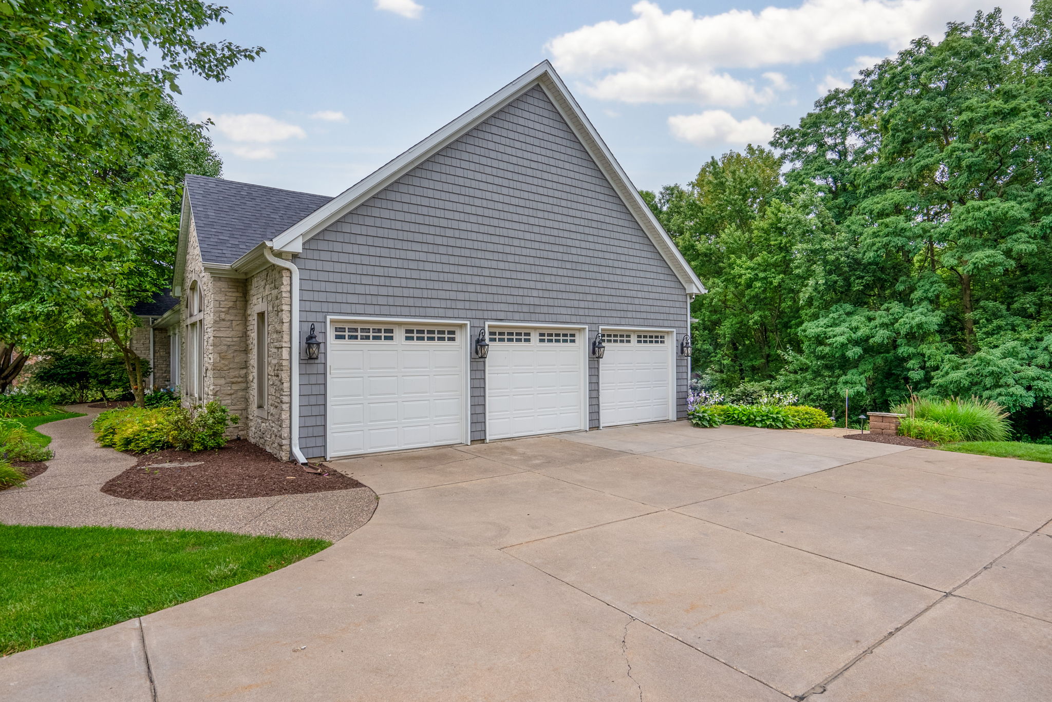 3 Car oversized garage