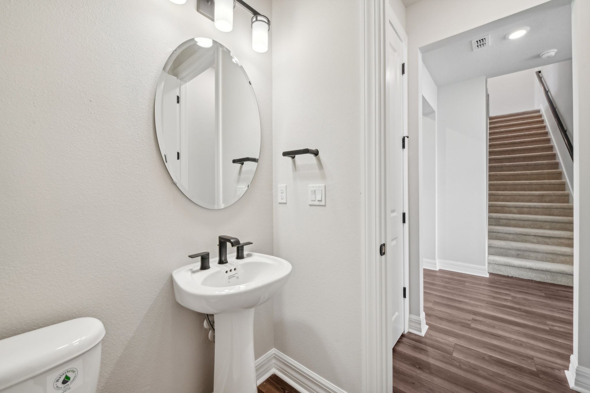 Cutwater Dr-024.jpg