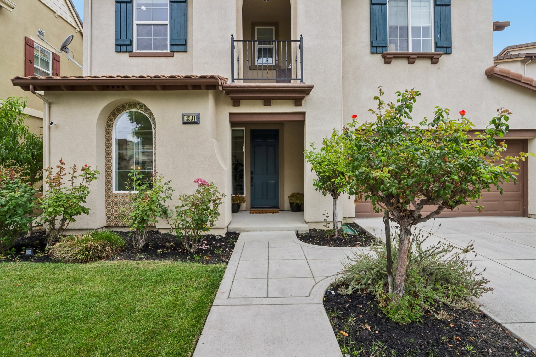 Novato St-S0807-010.jpg