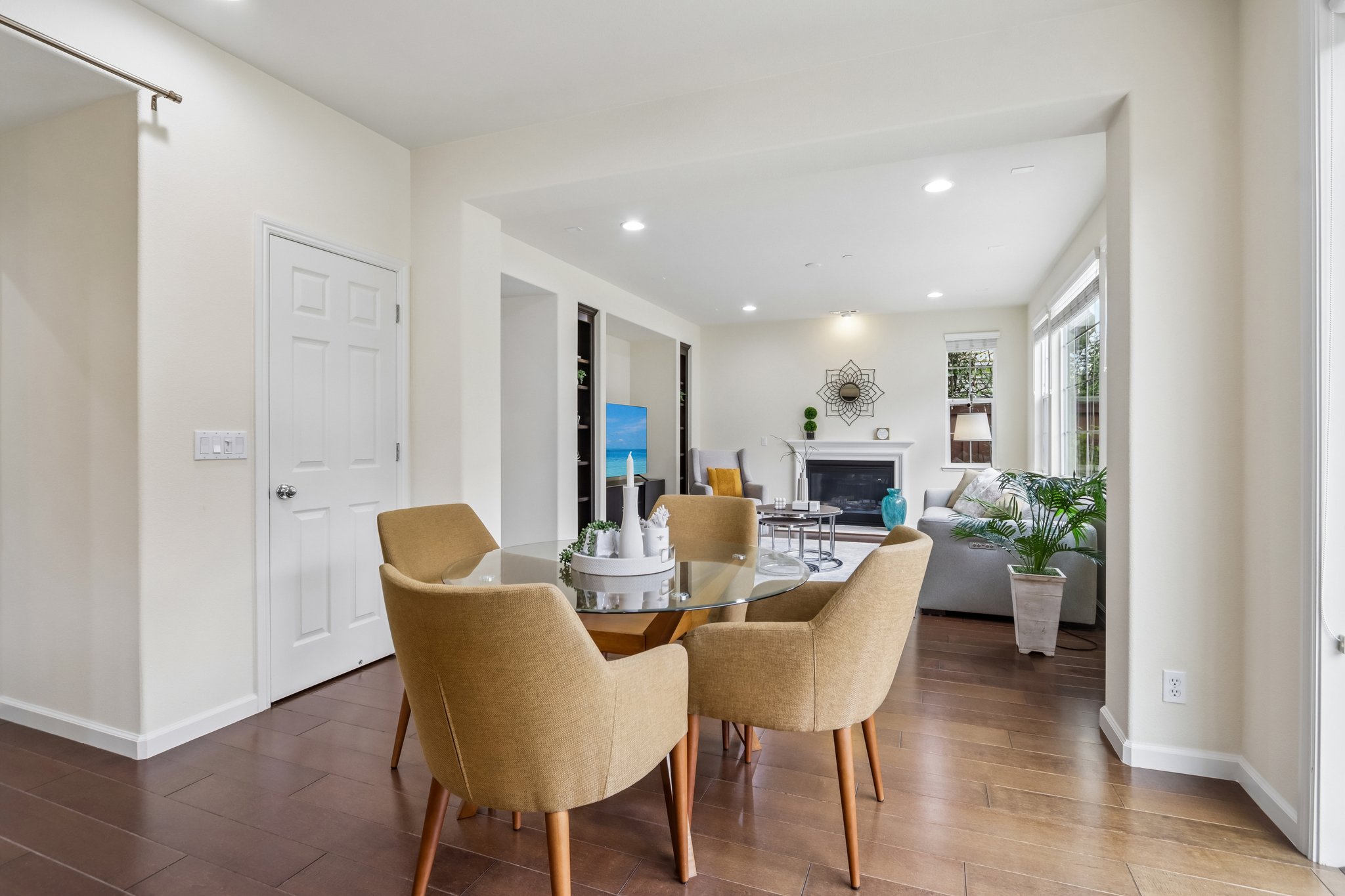 Novato St-S0807-031.jpg