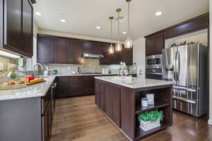 Novato St-S0807-032.jpg