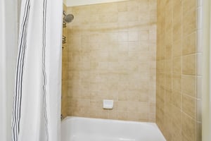 Novato St-S0807-049.jpg