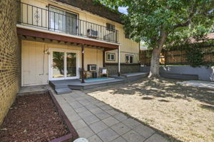  Photo 0