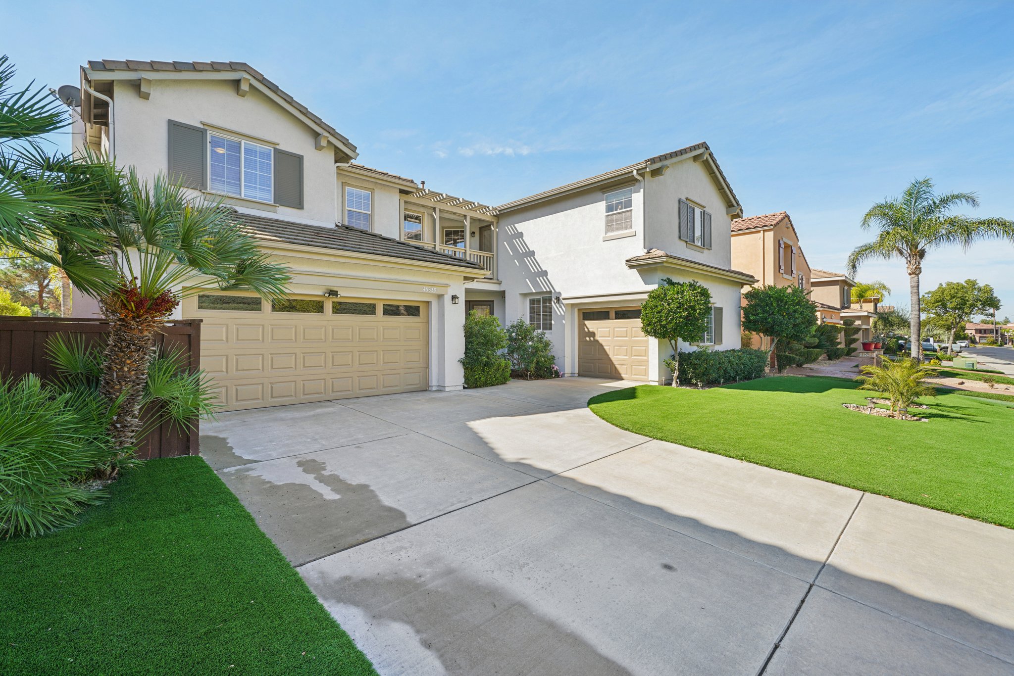 Tiburcio Dr-S0611-001.jpg