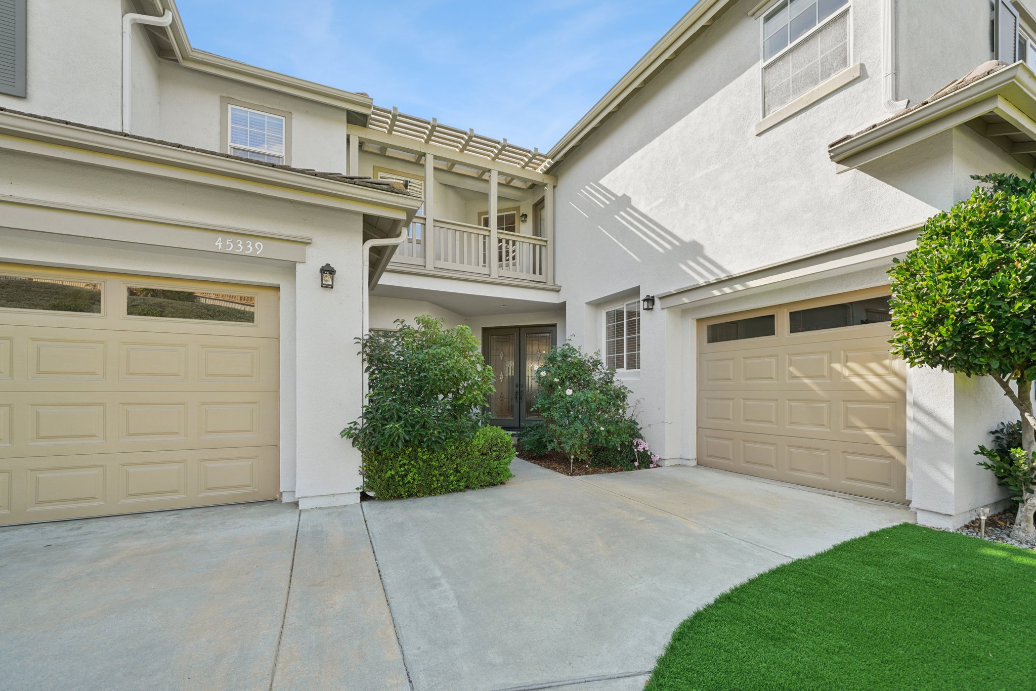 Tiburcio Dr-S0611-003.jpg