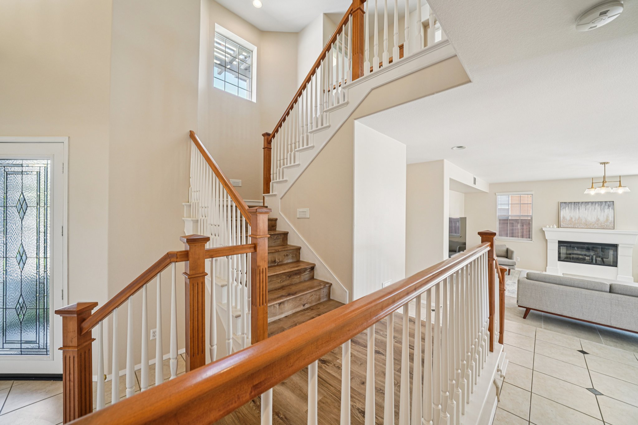 Tiburcio Dr-S0611-009.jpg