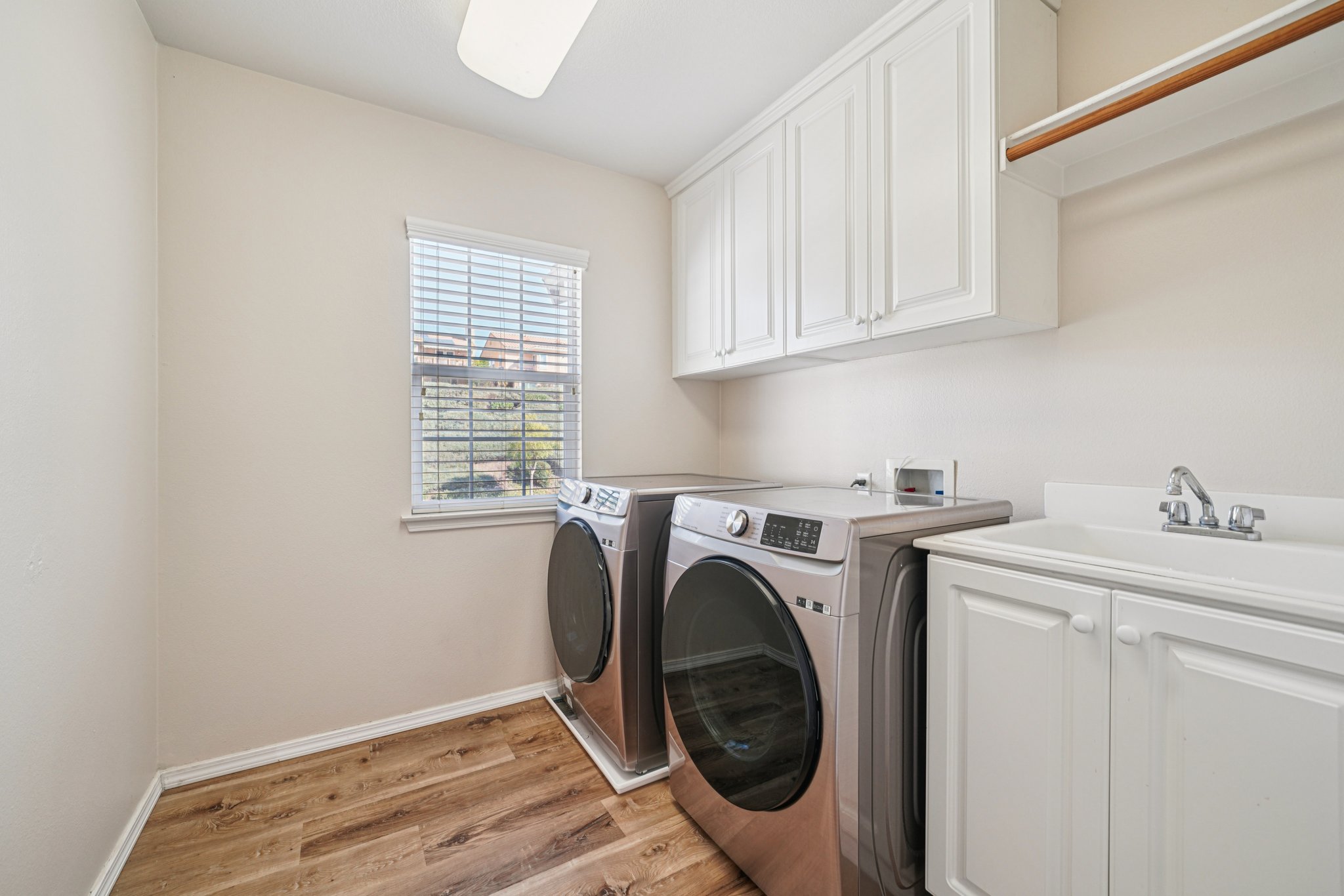 Tiburcio Dr-S0611-034.jpg