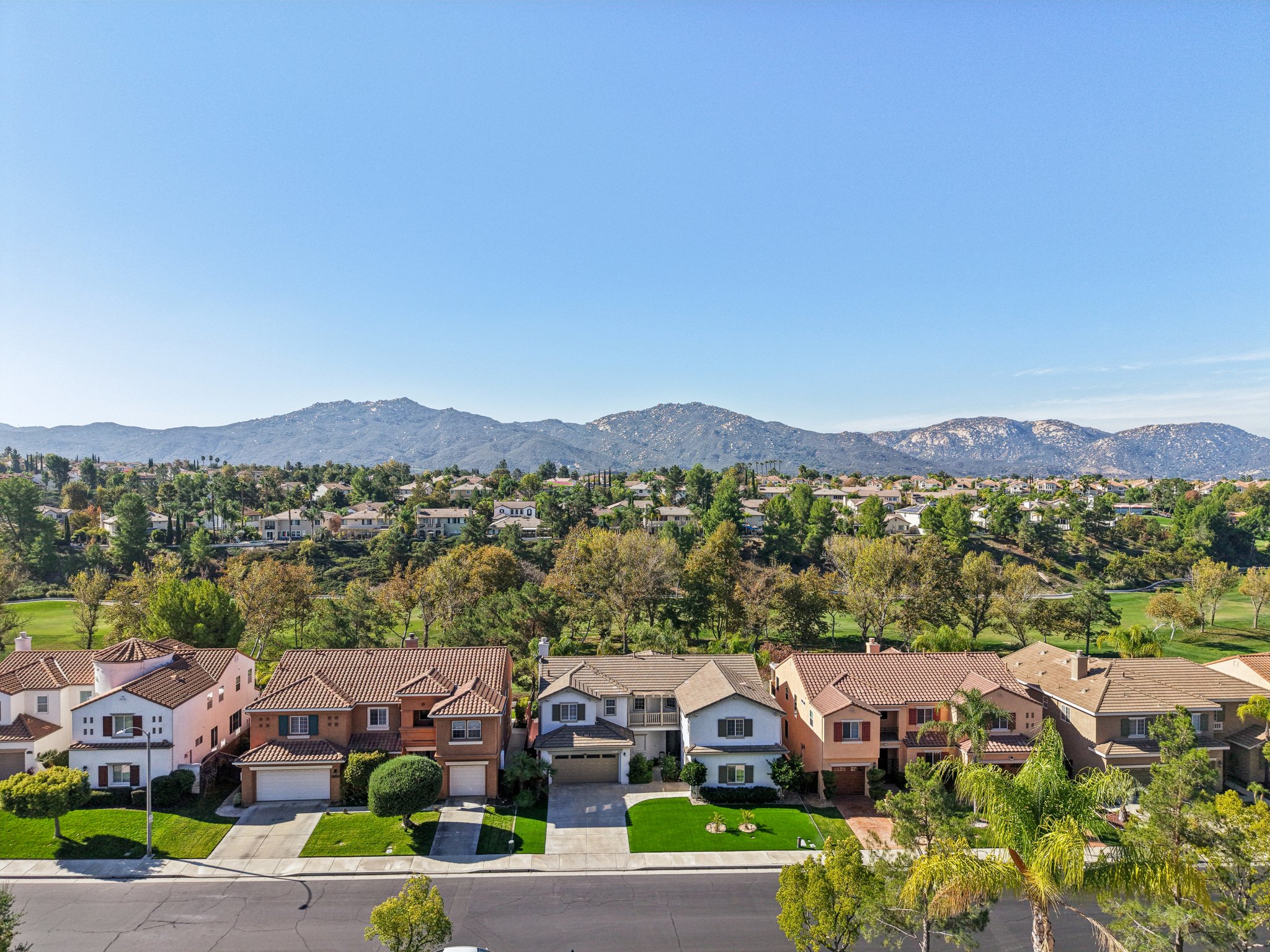 Tiburcio Dr-S0611-064.jpg