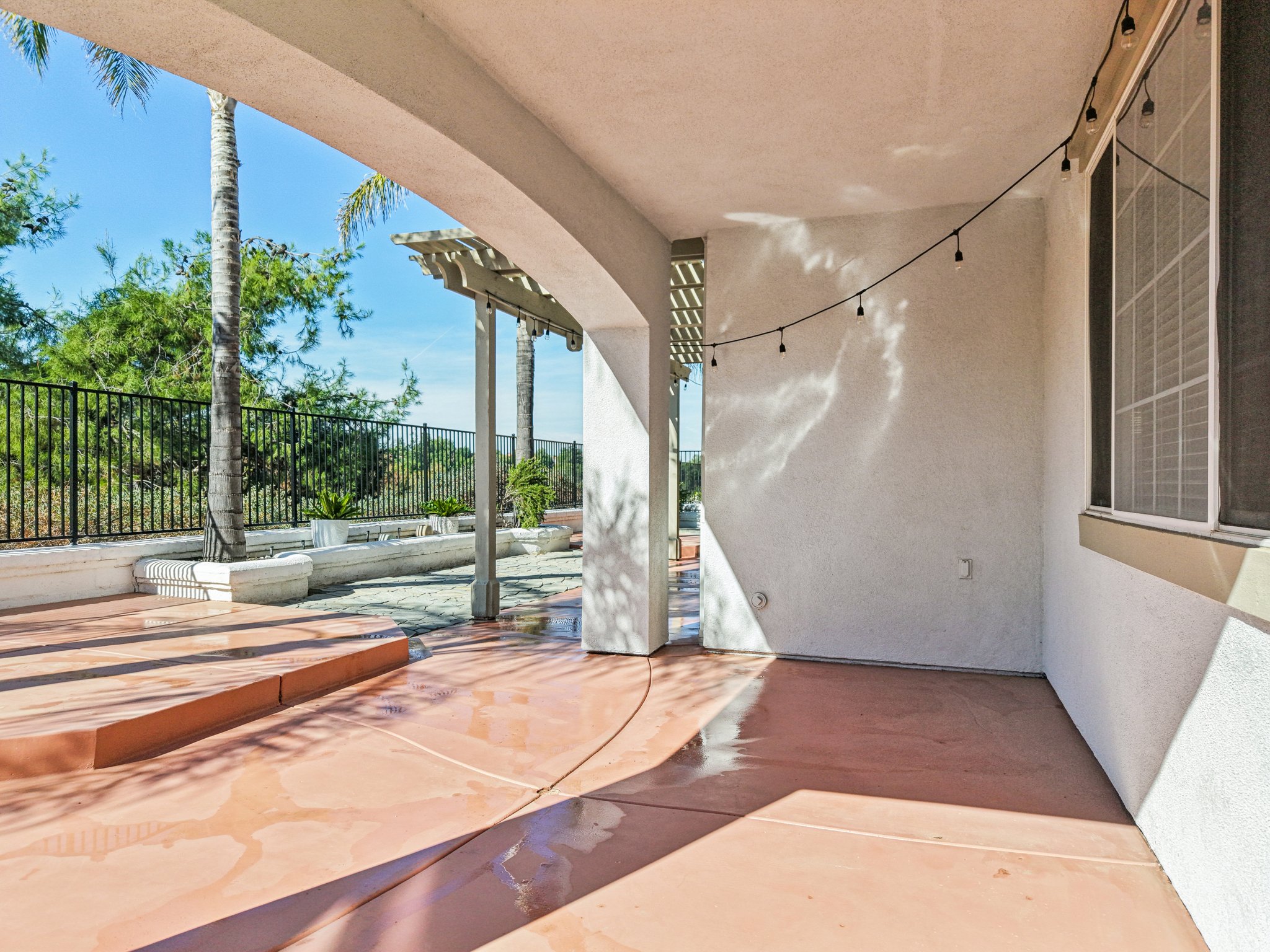 Tiburcio Dr-S0611-076.jpg