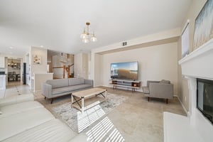 Tiburcio Dr-S0611-016.jpg