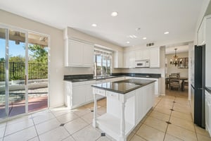 Tiburcio Dr-S0611-028.jpg