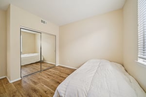 Tiburcio Dr-S0611-032.jpg