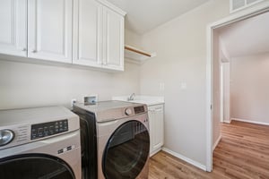 Tiburcio Dr-S0611-035.jpg