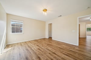 Tiburcio Dr-S0611-047.jpg