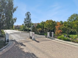 Tiburcio Dr-S0611-077.jpg