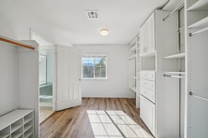 Tiburcio Dr-S0911-1-004.jpg