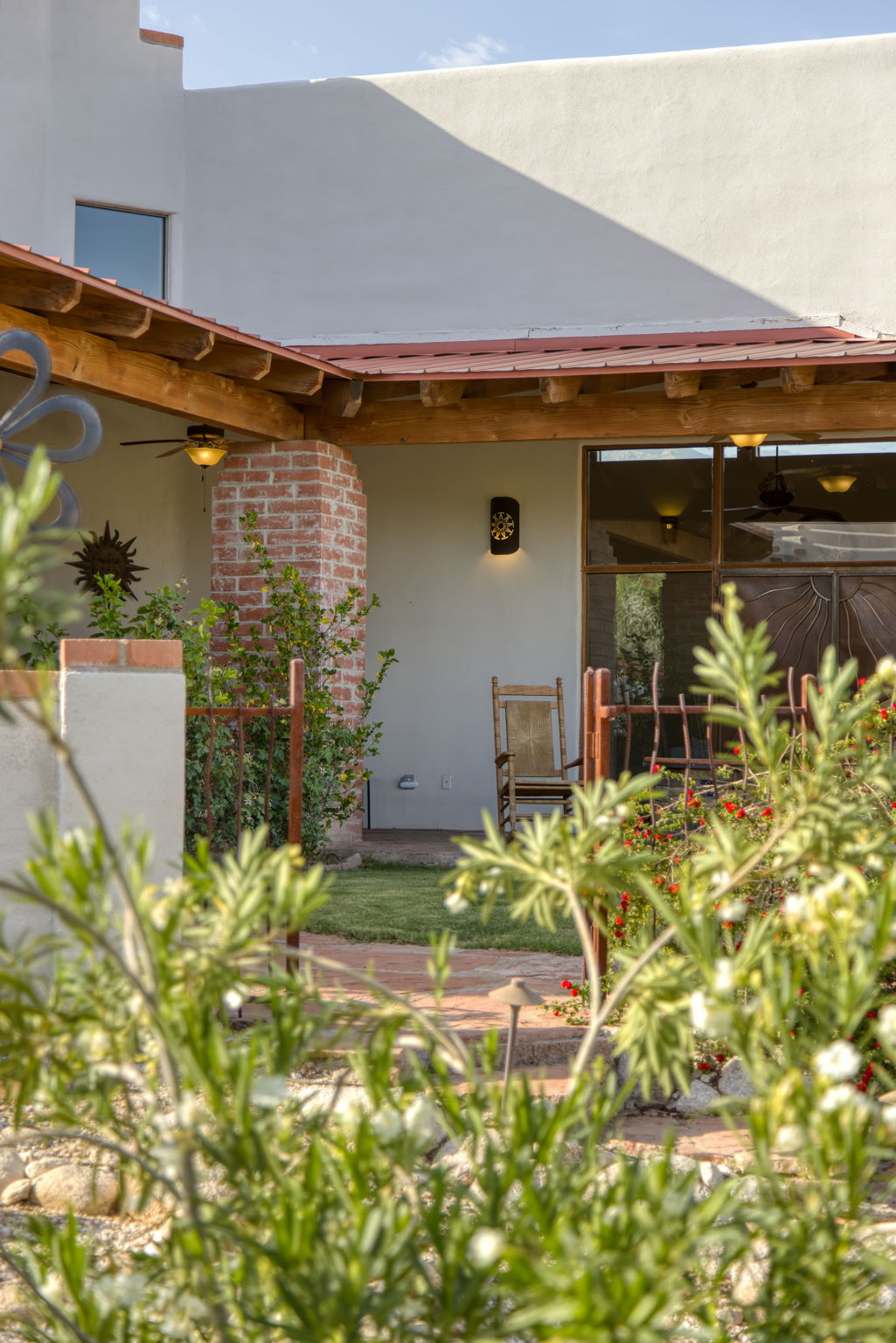 Front Vegetation