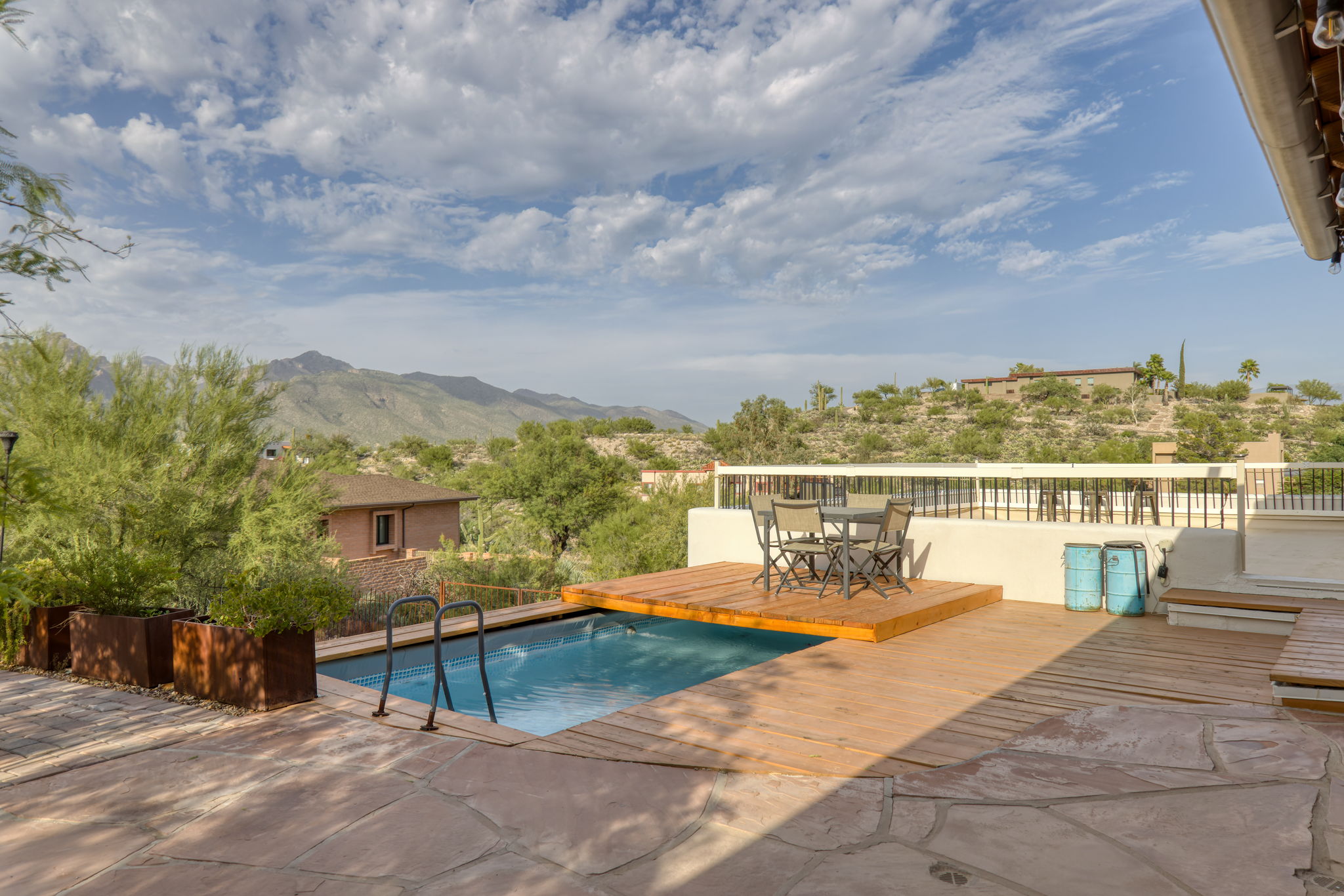 Pool/Views