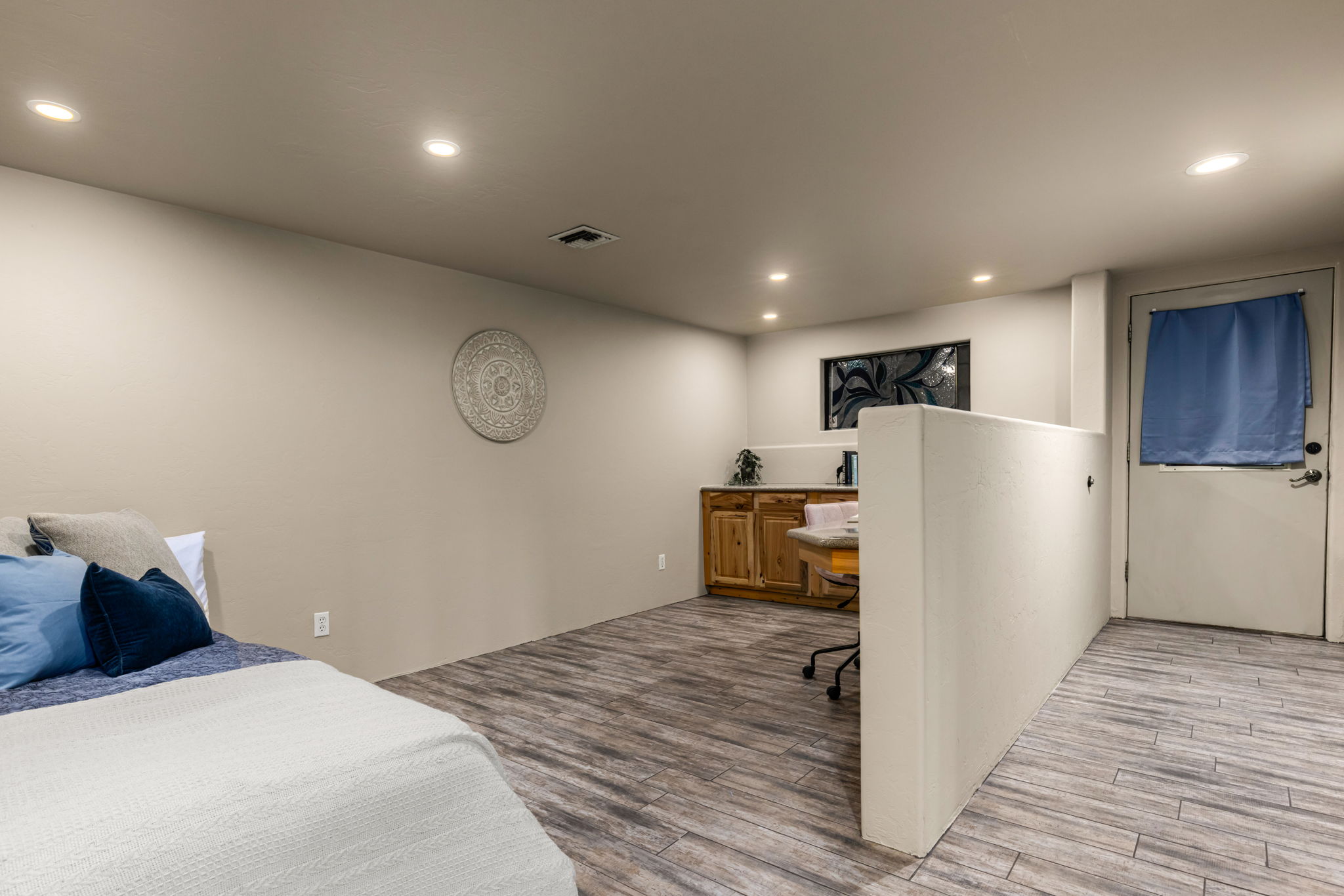 Guest Quarters