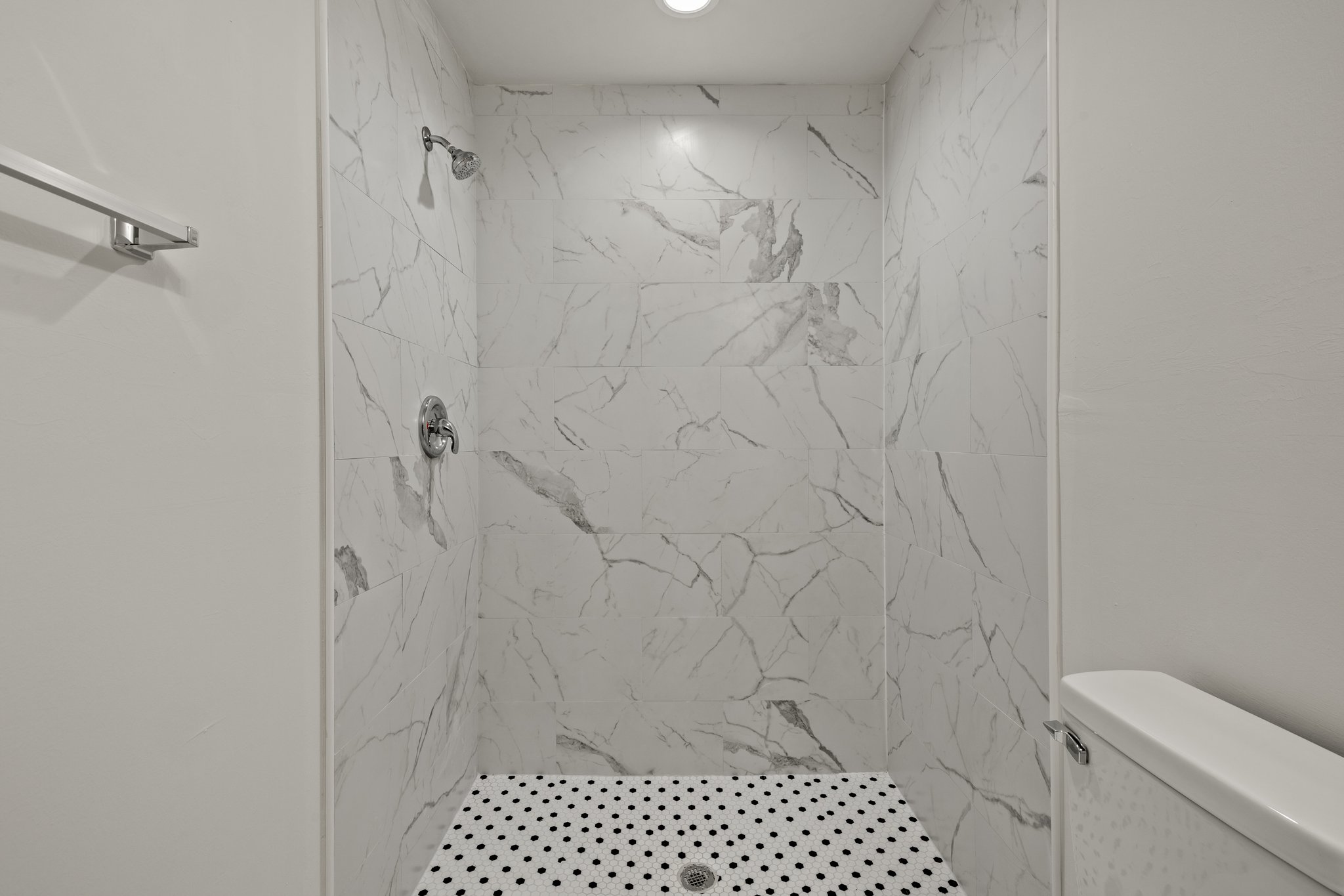 Primary Bathroom 2 -2 of 2.jpg