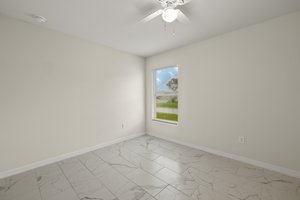 Guest Bedroom 4.jpg