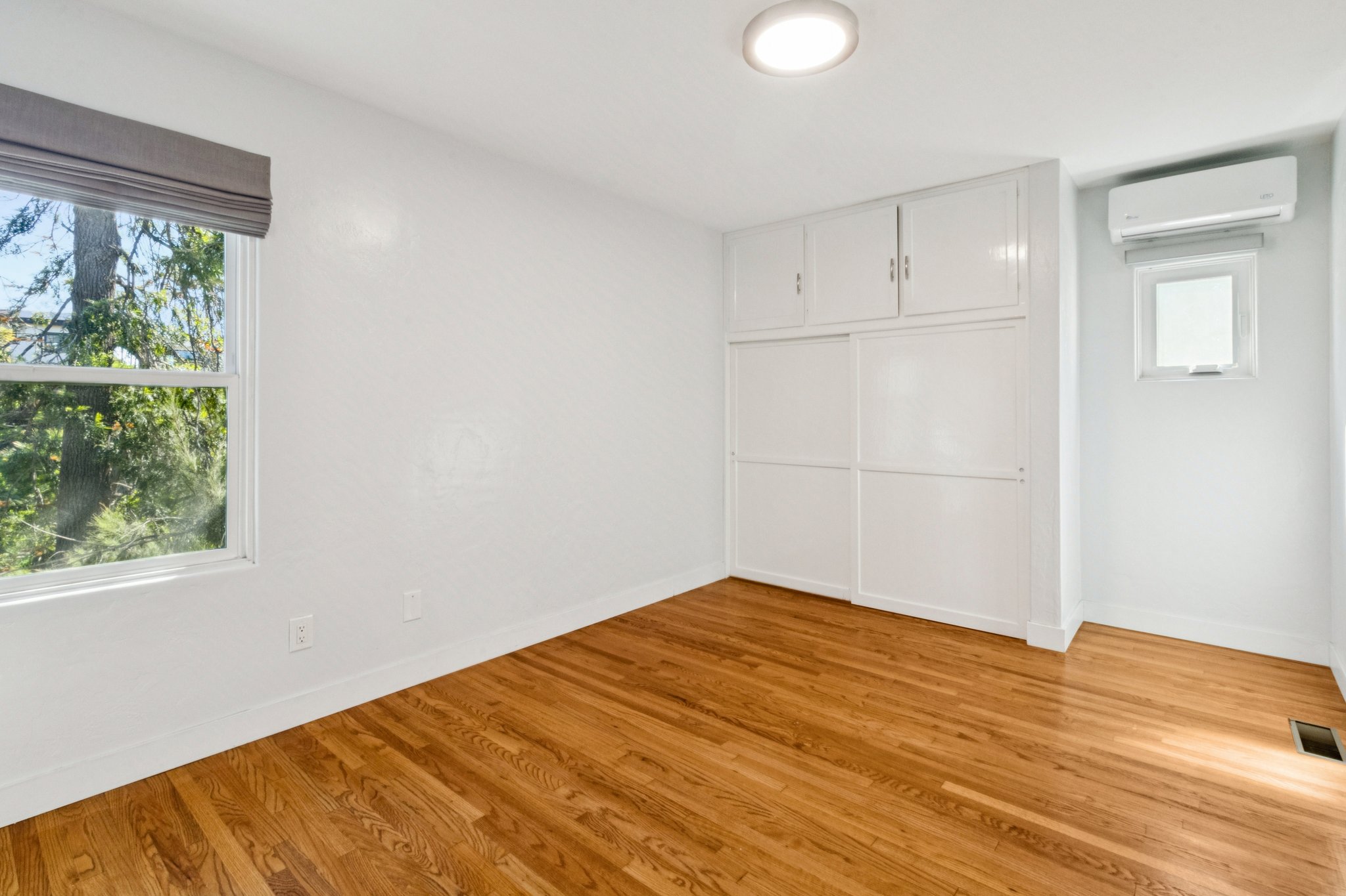 45th St-S2802-021.jpg